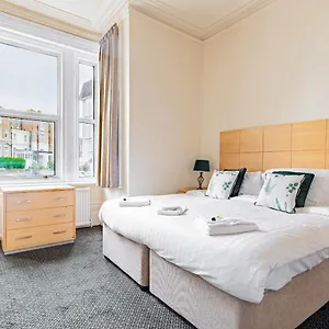 ** Hotel Brooklands United Kingdom